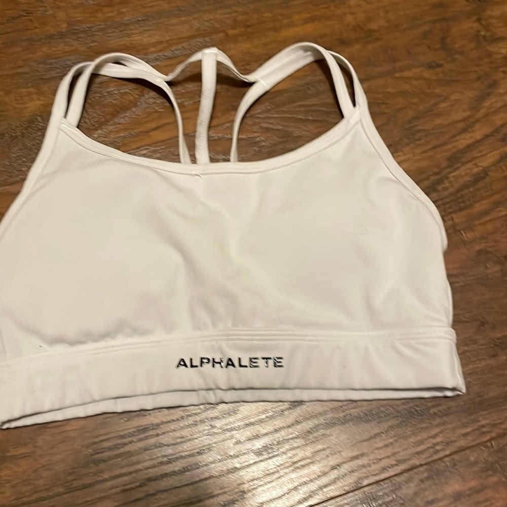 Alphalete bra
